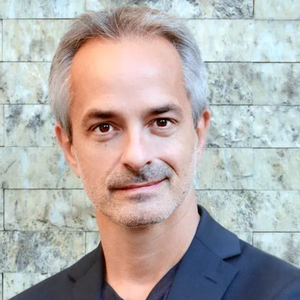 Laurent Zameczkowski nommé Délégué Général du SEDPA : Un nouveau chapitre pour le syndicat des distributeurs audiovisuels dlvr.it/TLJw8n