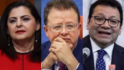 Oootra de los tres rastreros, traidores y vendidos del Tribunal Electoral. 

Hay que pedir un aplauso para la magistrada presidenta del Tribunal Electoral, Mónica Soto, que toma decisiones de manera intrépida: sin ver las pruebas y sin escuchar los acordeones.

Resulta que tanto