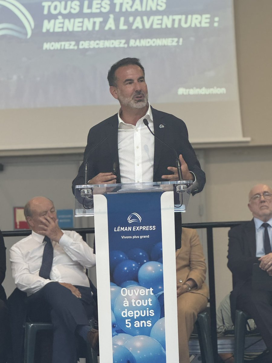 Anne-Cécile Violland (@annececilevio) on Twitter photo 5 ans du Léman Express ✨
5 ans que les usagers, frontaliers, locaux, touristes profitent de cet équipement « qui ne demande qu’à se dupliquer et à se développer du côté français »
Merci monsieur <a href="/Aguilera_Fred/">AGUILERA Frédéric</a> pour vos paroles.
À quand le #RER_SUD_LEMAN pour concrétiser notre 5 ans du Léman Express ✨
5 ans que les usagers, frontaliers, locaux, touristes profitent de cet équipement « qui ne demande qu’à se dupliquer et à se développer du côté français »
Merci monsieur <a href="/Aguilera_Fred/">AGUILERA Frédéric</a> pour vos paroles.
À quand le #RER_SUD_LEMAN pour concrétiser notre