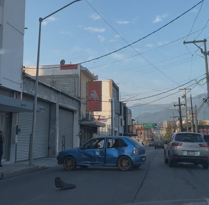 [ACC] Zaragoza y Jerónimo Treviño, Centro de <a href="/MtyNL_/">Monterrey NL</a> ⚠️