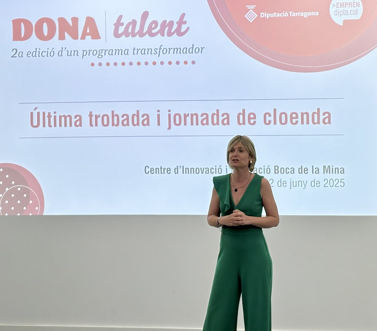 Diputació de Tarragona (@dipta_cat) on Twitter photo 🎙️<a href="/nllaurado/">Noemí Llauradó Sans</a>: ‘Dona talent’ és molt més que una formació: és una comunitat viva i dinàmica, que s’enriqueix mútuament per avançar en els diferents projectes que s’hi plantegen. I és un exemple més del compromís de la <a href="/Dipta_cat/">Diputació de Tarragona</a> amb l’emprenedoria, el talent i l’equitat de gènere 🎙️<a href="/nllaurado/">Noemí Llauradó Sans</a>: ‘Dona talent’ és molt més que una formació: és una comunitat viva i dinàmica, que s’enriqueix mútuament per avançar en els diferents projectes que s’hi plantegen. I és un exemple més del compromís de la <a href="/Dipta_cat/">Diputació de Tarragona</a> amb l’emprenedoria, el talent i l’equitat de gènere
