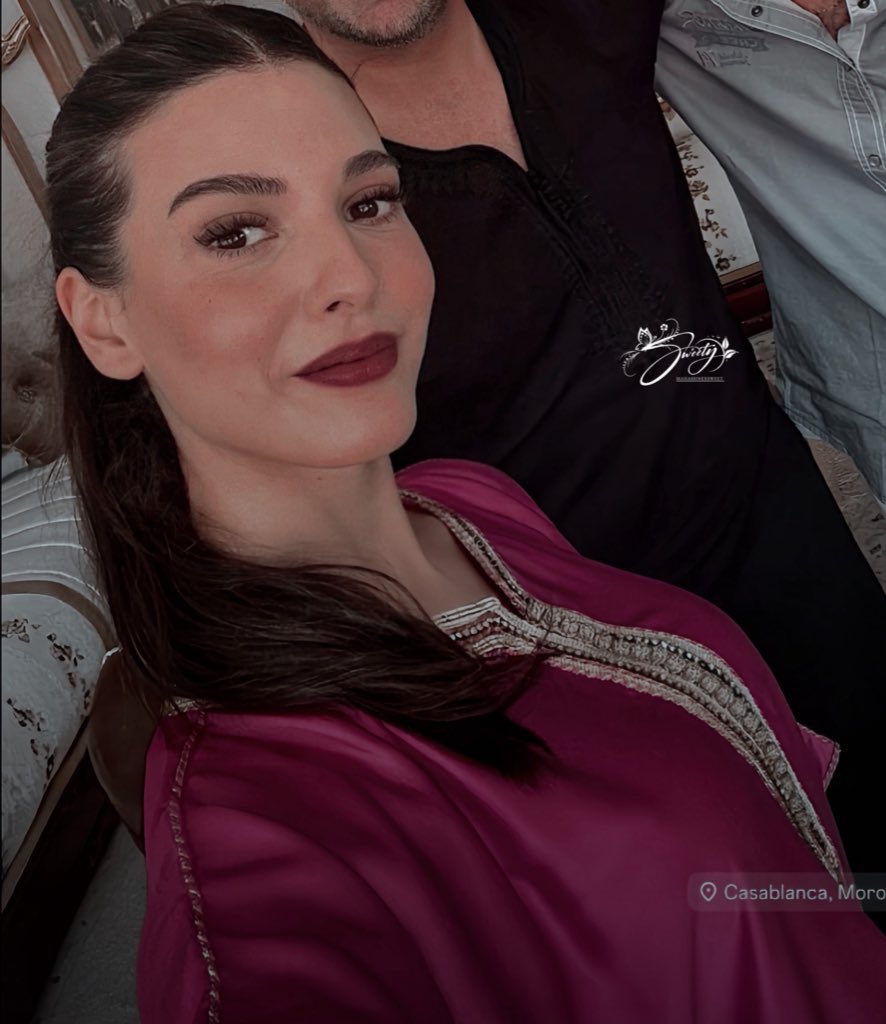 mention etkinliğii   

    hedef 100 ment 150 retweet

    • kullanılacak taglar

Hira #Hira 
MahassineMerabet #MahassineMerabet