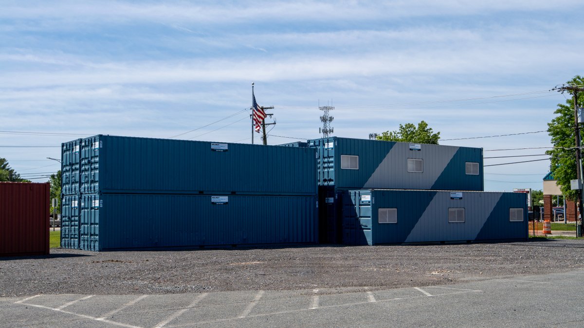 Boost your productivity and safeguard your assets effortlessly with our versatile modular storage containers and offices. Choose from our ready-to-go 8'x20' and 8'x40' options, or let us customize to fit your unique needs. Custom Storage Containers  hubs.la/Q03qgrmj0