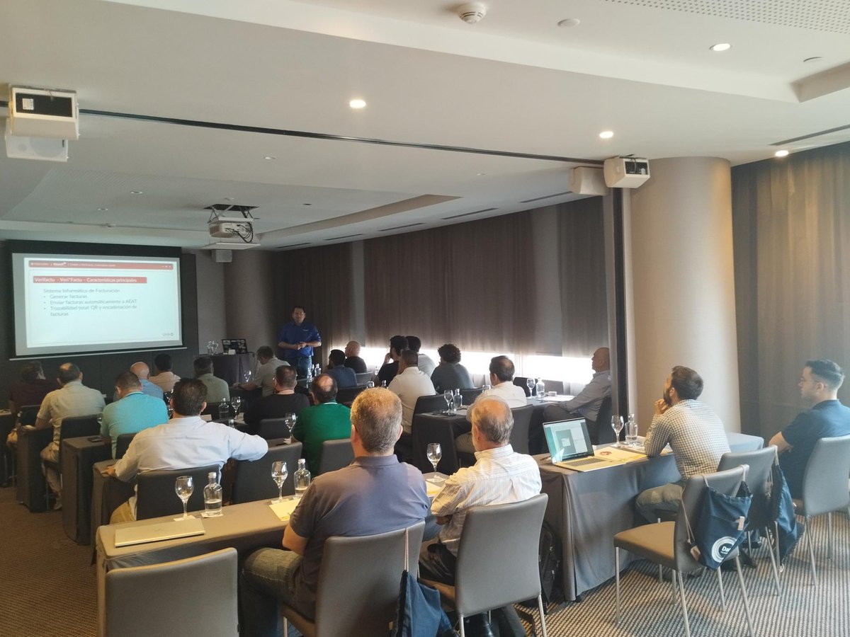 danysoft_es's tweet photo. Gracias por un increíble Delphi y C++Builder Iberian Tour 2025 👏

Queremos agradecer a las personas que se reunieron con nosotros en Valencia y Sevilla, y a los profesionales que han aportado unas sesiones técnicas tan interesantes.

¡Nos vemos en el próximo encuentro! https://t.co/NPRcCtvJvz