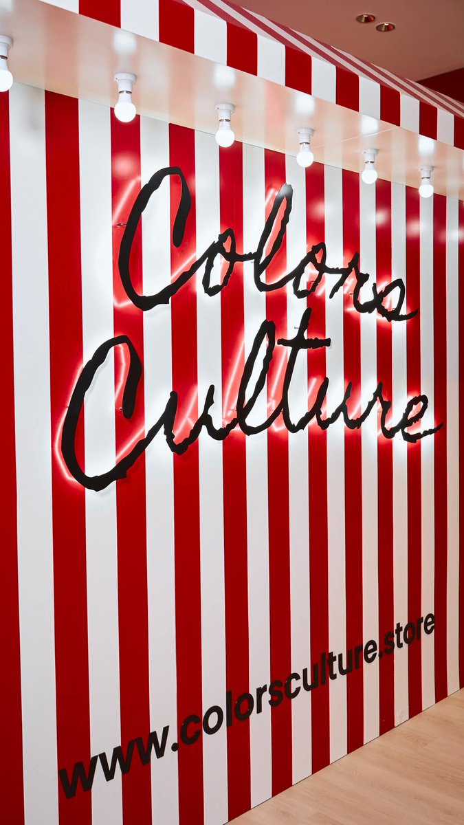 ฝากฟอลไอจีกันด้วยนะงับบบ 🥺
IG : paascollab

รับออกแบบ Pop-up store/Interiorบ้าน-คอนโด/Booth/Event/Cafe/ร้านอาหาร 🤏🏻😚

#SummerStillOn #ppkritt 
#CCForeversummer25 
#ColorsCulture
#CTWFashionCitizens
#centralwOrld