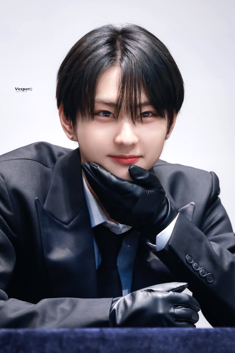 ᴠᴇsᴘᴇʀ. tweet media