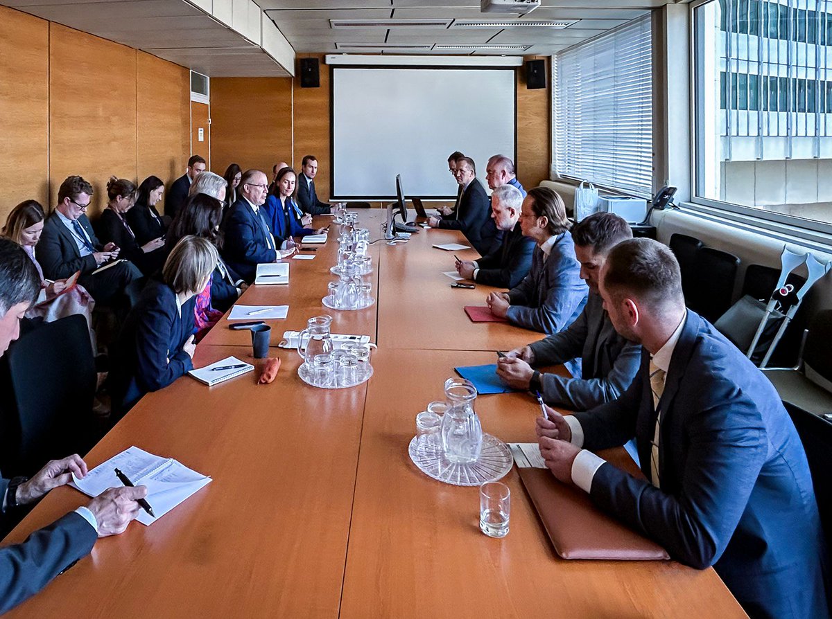 G_Galushchenko's tweet image. Had a meaningful discussion with @G7 Ambassadors in Vienna on the reconstruction of 🇺🇦’s energy sector.
We also exchanged views on the development of nuclear energy as a key component of 🇺🇦’s post-war recovery.
Grateful to the G7 member states for their consistent support of…