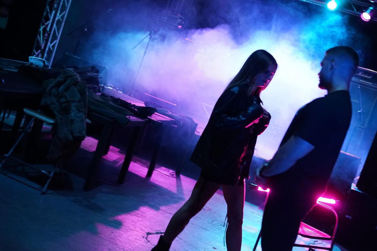 RockstarFrame's tweet image. Frames from the scenes
#SexToy(s)