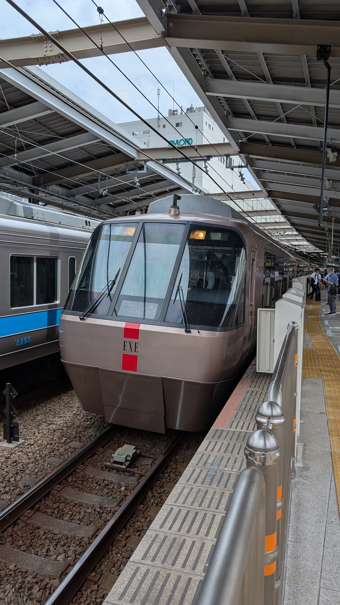 駐車場 展示台← Nguyen Thanh Ha さんお返事待ち キタグチタウン実行委員会 | キタグチタウン イベントマルシェ