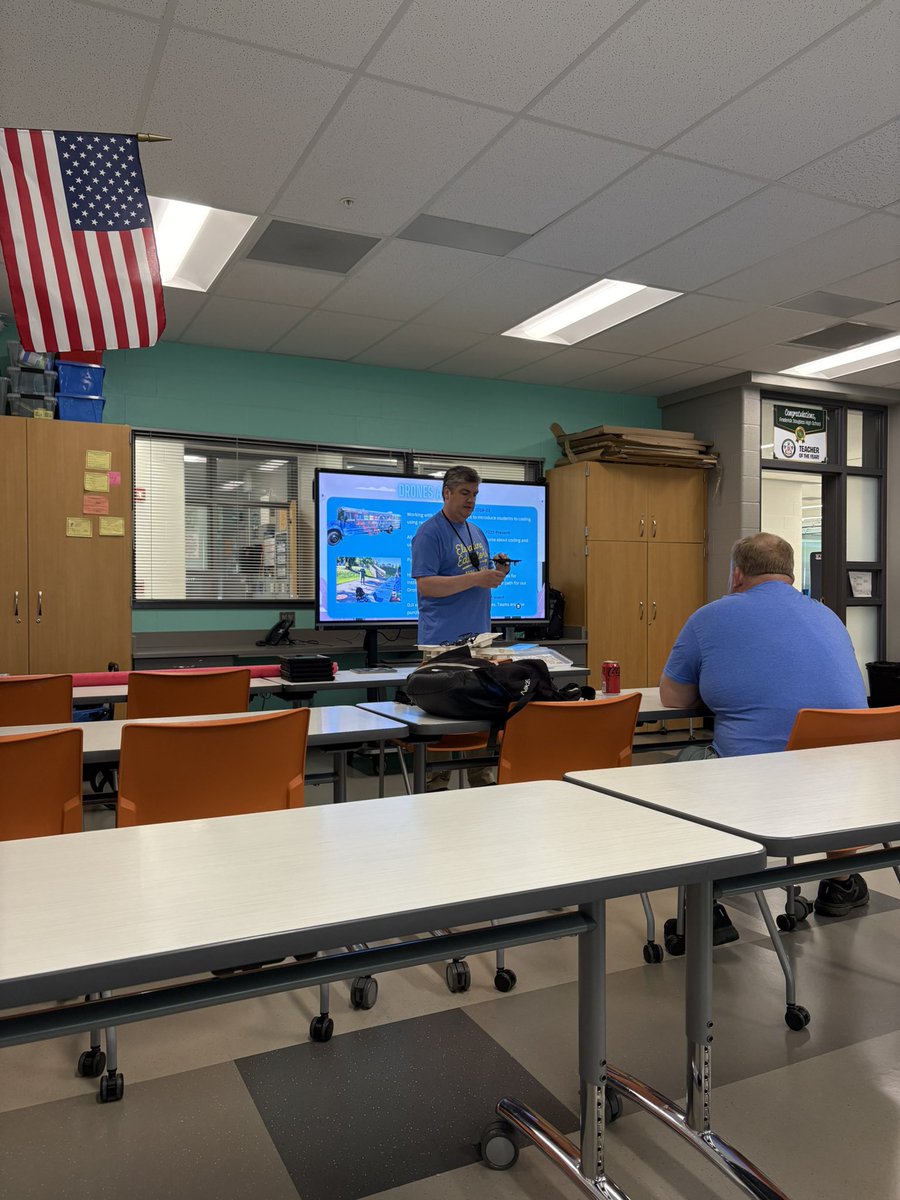 Summer Conference Day 4 starts out with drones! How awesome! <a href="/KedcARTS/">RENAISSANCE Grant</a> <a href="/KEDCGrants/">KEDC Grants</a> <a href="/JerryBroyles1/">Jerry Broyles</a>