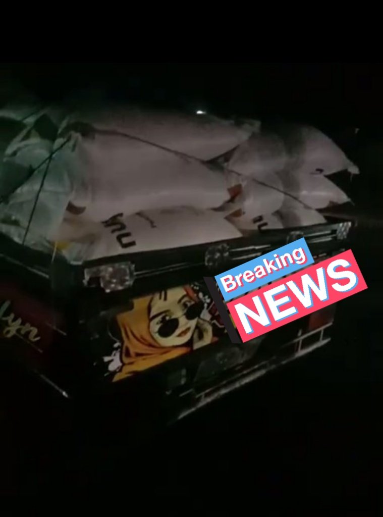 Mlm masih kirim
Trip terakhir gula

Mie biar ank² aja lah
Cape😭😭😭🤭🙈

Pekerjaanku kotor n berat
Bertarung nyawa dijalanan trs tiap

Tapi ai bangga ma diri sendiri
Ternyata mampu n kuat
Wlau tiap hari bertarung nyawa dijalanan dgn truk² n bis yg ugal²an

#RAS87 Miss u😘😘😘💝