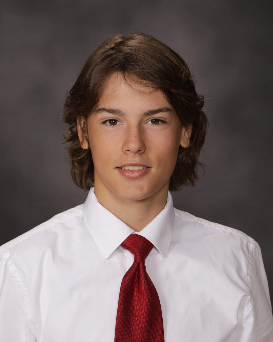 🎓Congratulations to Nathan Green, the recipient of a $1,000 scholarship from Butler Rural Electric Cooperative! He is graduating from Ross High School and will attend Miami University’s Farmer School of Business to major in entrepreneurship and economics.
Way to go, Nathan!🎉🎾