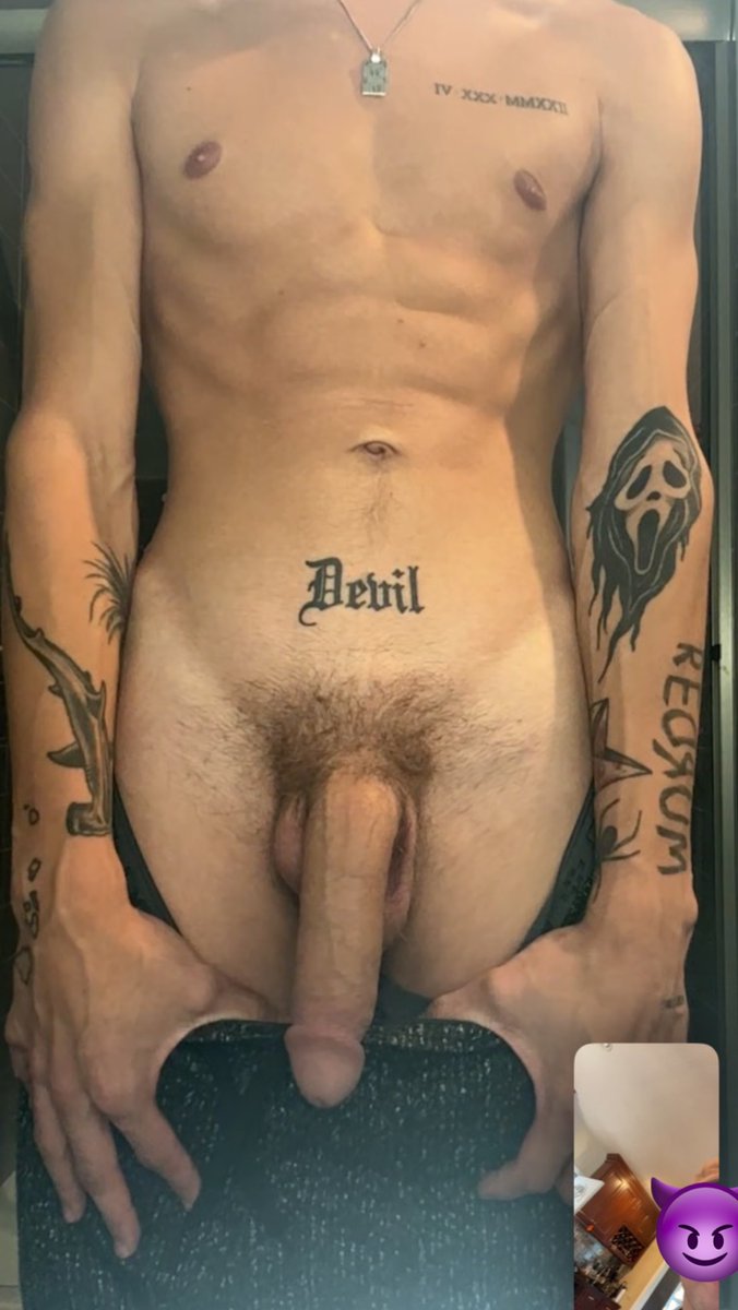 My fans love when I do personal FaceTime calls! Who's next? 😏