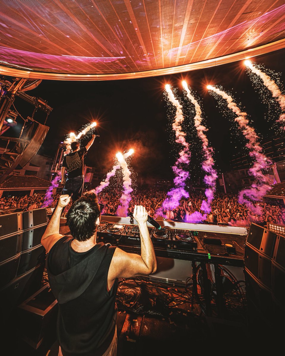 Tomorrowland (@tomorrowland) on Twitter photo Another unforgettable night at <a href="/ushuaiaibiza/">Ushuaïa Ibiza Official</a> with Tomorrowland and <a href="/dimitrivegas/">Dimitri Vegas</a> & <a href="/likemike/">LIKE MIKE</a>. This is what Wednesdays are made for. See you next week? Another unforgettable night at <a href="/ushuaiaibiza/">Ushuaïa Ibiza Official</a> with Tomorrowland and <a href="/dimitrivegas/">Dimitri Vegas</a> & <a href="/likemike/">LIKE MIKE</a>. This is what Wednesdays are made for. See you next week?