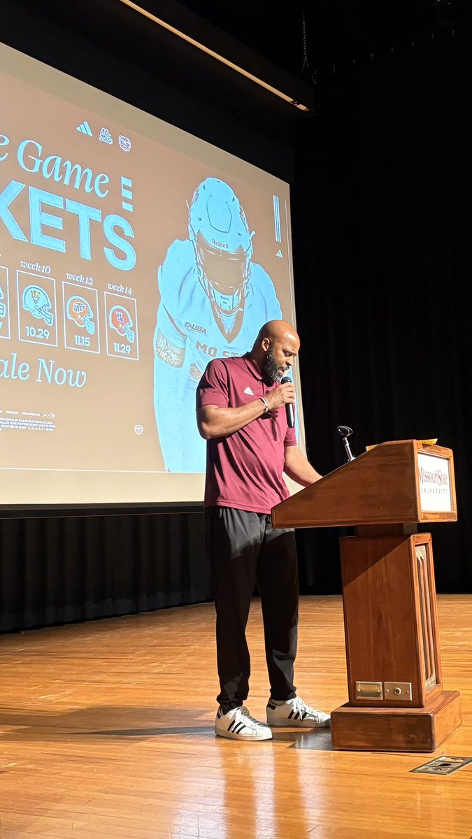 Had Coach Martin in front of our incoming freshman this morning.  Let’s make our student sections the best in CUSA! Go Bears! 🐻