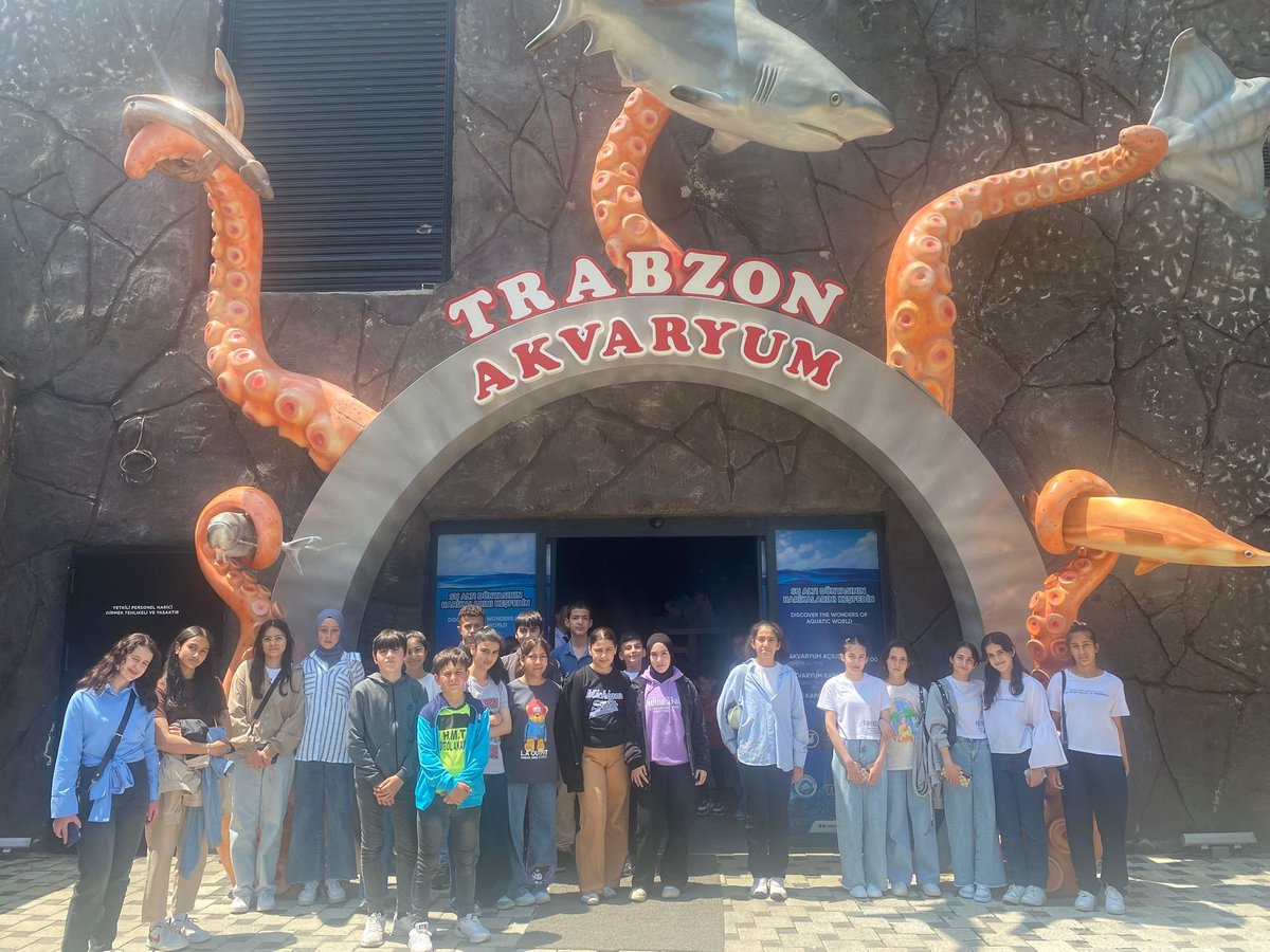 Erasmus+ Okul Eğitimi Akreditasyon Projemizle yurt dışı hareketliliğini gerçekleştirdiğimiz “Dış Mekan Eğitsel Aktiviteleri”nin yerelde uygulama faaliyetini, konsorsiyum üyesi okullarımızın öğrencileriyle gerçekleştirdik.

Detaylar için:
📌 meb.ai/yg4PL5