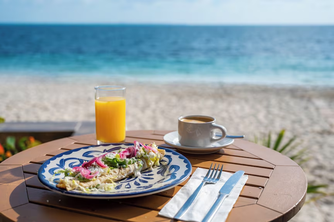 GroupLar's tweet photo. Yo solo quiero amanecer, ir al buffet del hotel y después irme directo a la playa.🌅🏨🏖️ https://t.co/kR2nrOewhl