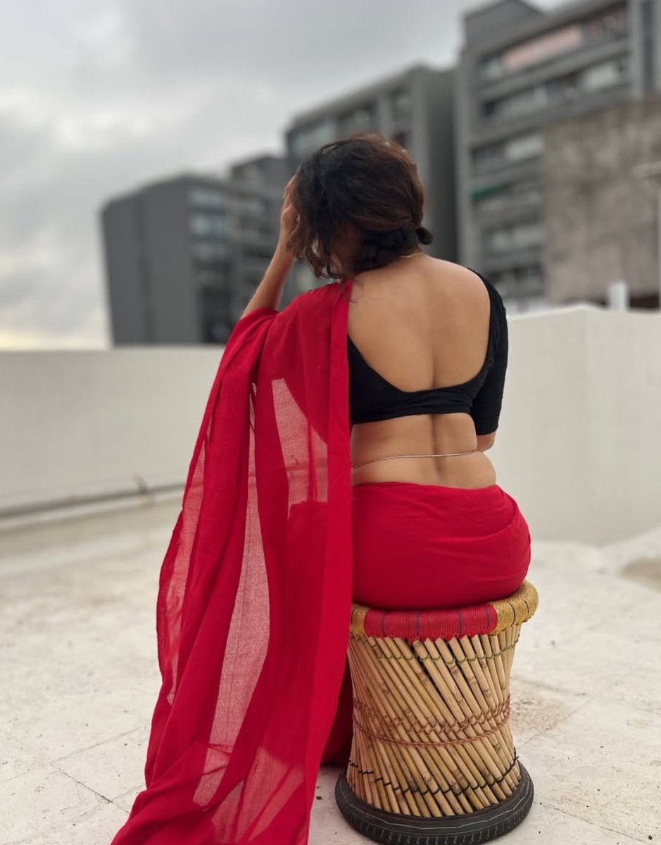 The terrace is pleasant place at evening when got a right accompany to relish 💕