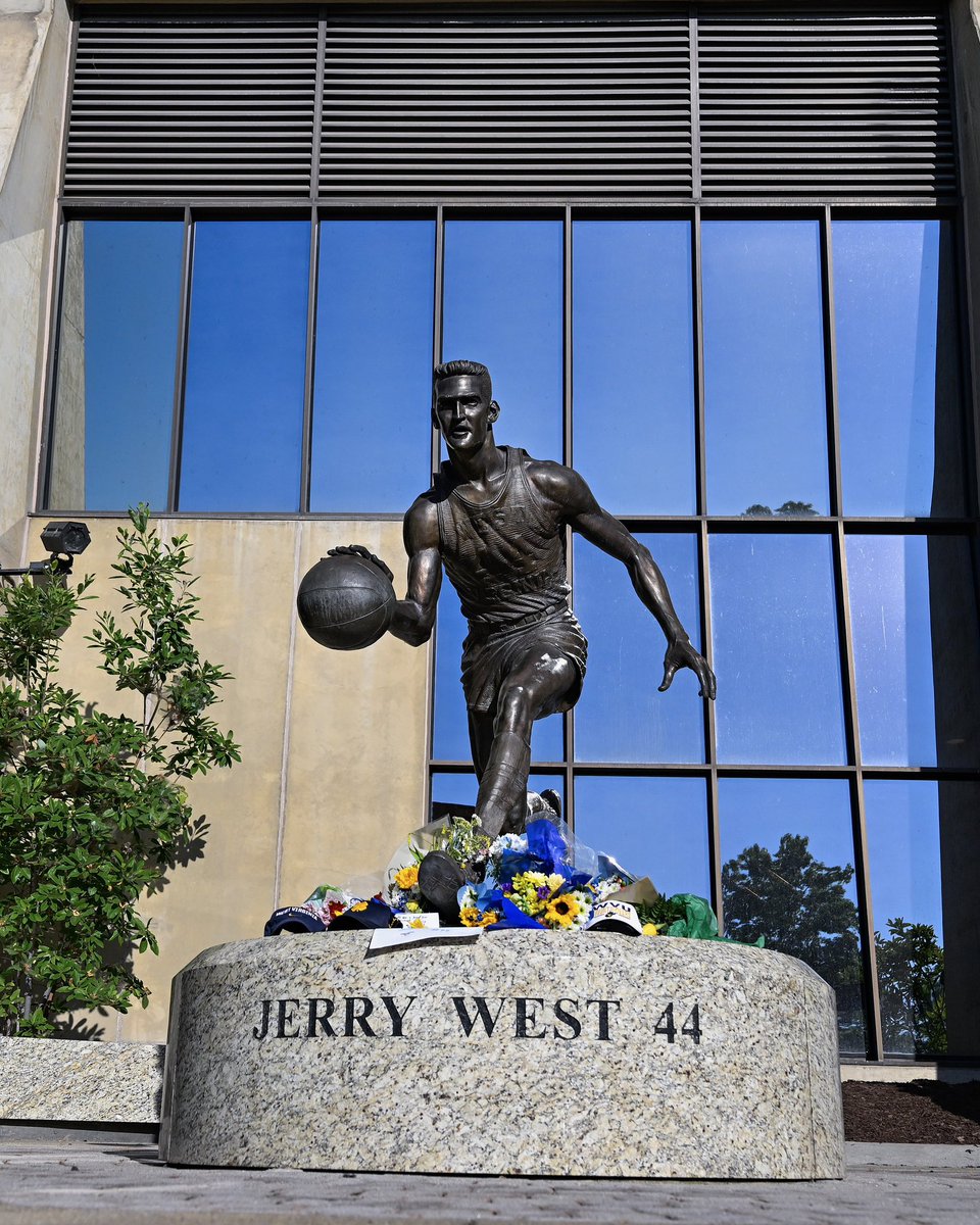 5.28.38 - 6.12.24

4️⃣4️⃣ Jerry West