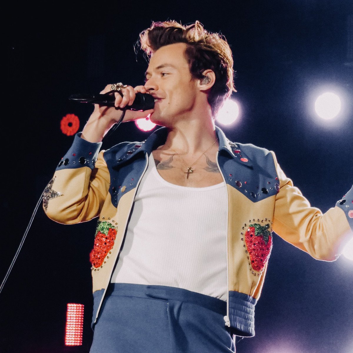 Harry Crave (@thehscrave) on Twitter photo 🔝 | “As It Was” by <a href="/Harry_Styles/">Harry Styles.</a> is #77 on the Wednesday update of Global Spotify, earning 1,664,926 streams - its third best day of the year!
— The song has been charting for 1159 days. 🔝 | “As It Was” by <a href="/Harry_Styles/">Harry Styles.</a> is #77 on the Wednesday update of Global Spotify, earning 1,664,926 streams - its third best day of the year!
— The song has been charting for 1159 days.