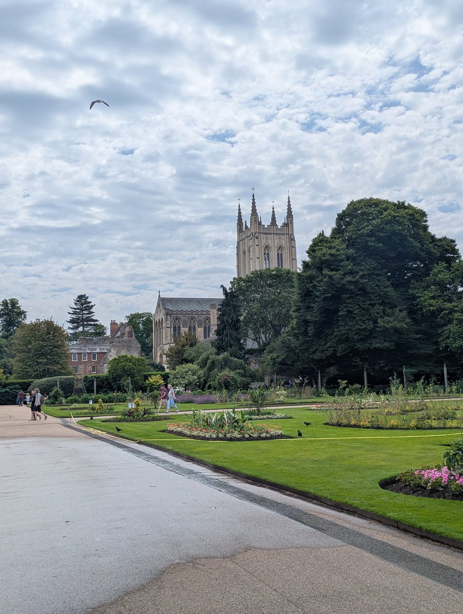 Helen Prior-Townsend (@motherhelen75) on Twitter photo A joy to spend a few hours in Bury St Ed's today with fellow <a href="/scpeurope/">SCP Europe</a> clergy thanks to <a href="/stedscath/">St Eds Cathedral</a> for hosting us and providing a yummy lunch and for our Rector <a href="/Sacramentrix/">Rev Ali Miller SCP</a> for organising 🙏 A joy to spend a few hours in Bury St Ed's today with fellow <a href="/scpeurope/">SCP Europe</a> clergy thanks to <a href="/stedscath/">St Eds Cathedral</a> for hosting us and providing a yummy lunch and for our Rector <a href="/Sacramentrix/">Rev Ali Miller SCP</a> for organising 🙏