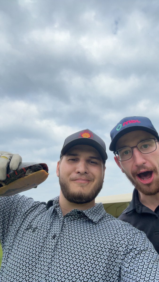 Found Matthew Tkachuk on the golf course 👀