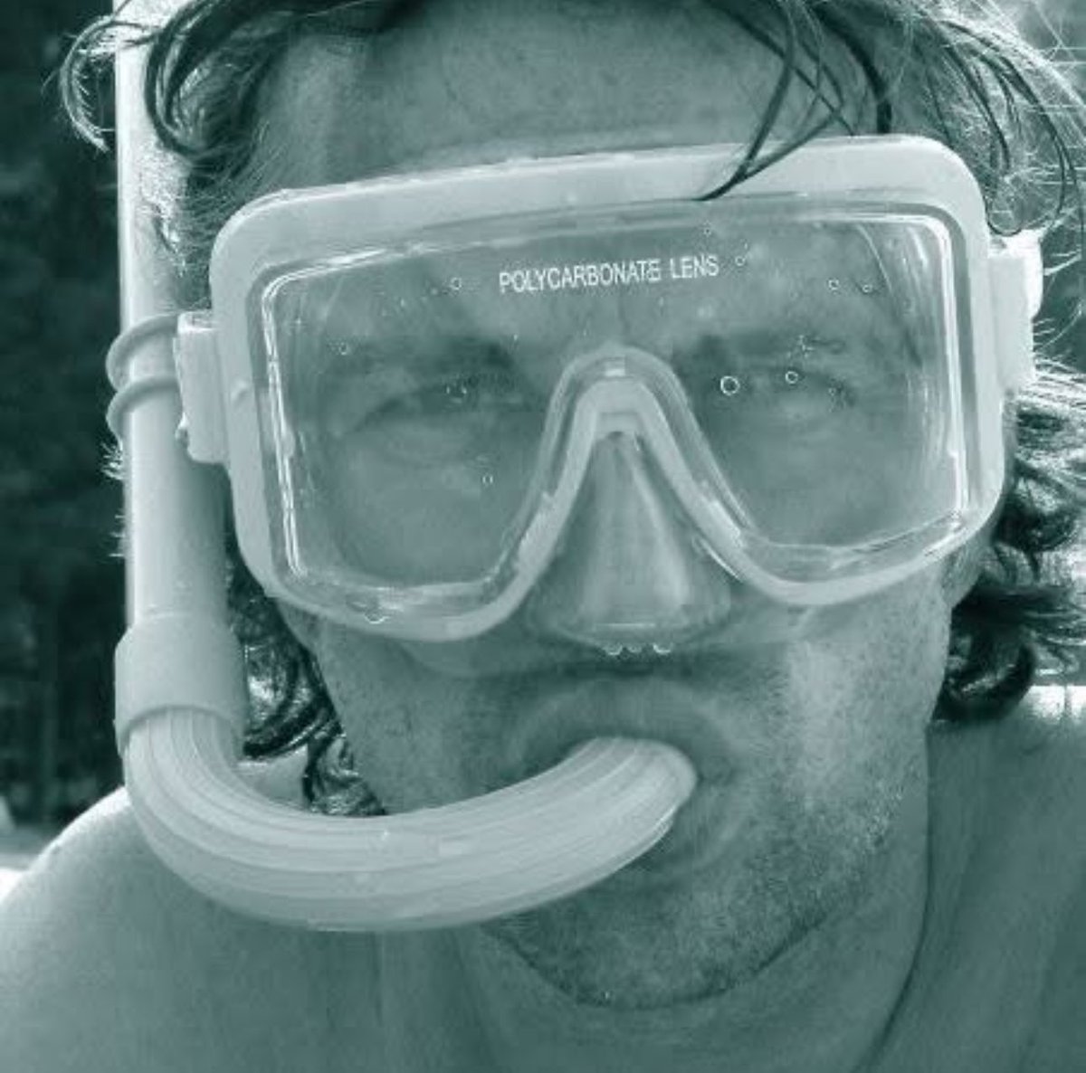 Live Music this Father’s Day, 4-6pm in the Garden Marquee. Local Musician Richard Cornish. Mack’s Pizza Kitchen Open 4-6pm #Beaconsfield #Chilterns