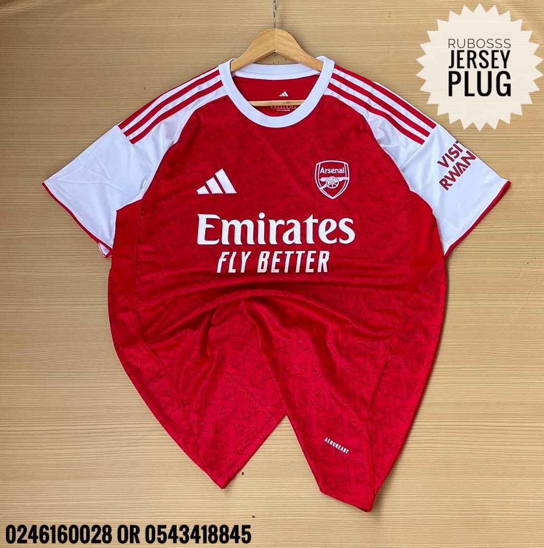 Look here🥰

150cedis for Replica🤩
300cedis for Authentic(Player Version)✨
Customize available for 40gh🔌

Nationwide delivery available 🚚.
WhatsApp me on 0246160028 or 0543418845🙏🏾.