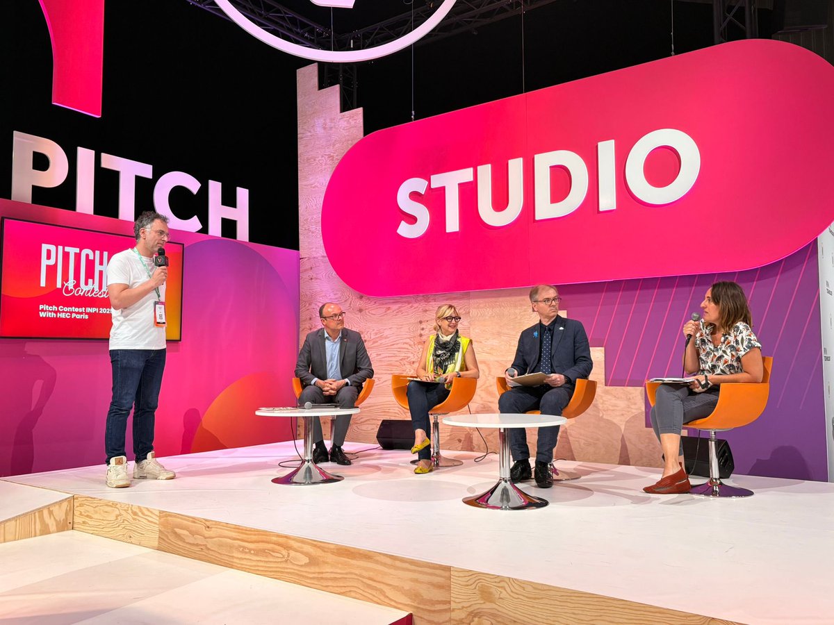 INPIFrance's tweet photo. #vivatech #PitchContest
Au tour de Kwit de pitcher.
Kwit a développé une solution très utile pour arrêter de fumer ! ✅ https://t.co/XVWuwUZQaw
