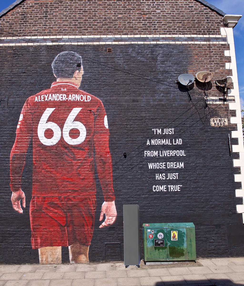 Time to remove his mural now he’s switched his ‘dream’.