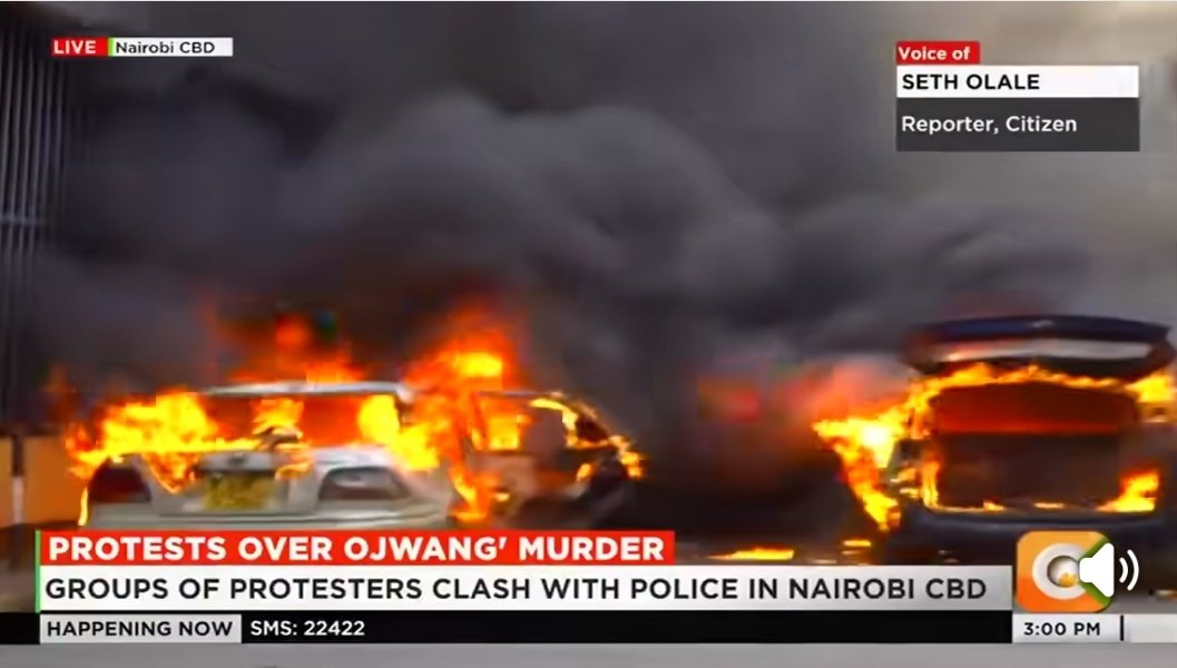DaddyMedia's tweet photo. Mr President William Samoei Ruto  simple firing of the IG and DG and calling for independent investigation within 48 hours would have solved this thing. Plus a state of the nation address to calm the enraged public. Don't listen to your friends they have messed you up. 
Now see. https://t.co/lUZgG77L8M