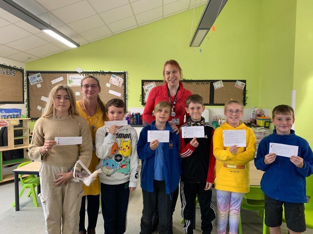 Join the Climate Ambassadors scheme and volunteer to inspire #ClimateAction in schools, sparking change from classrooms to communities🌍

Interested? Visit tyndall.ac.uk/projects/clima… 

#ClimateAction #Volunteer