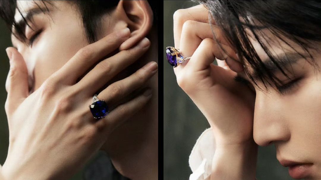 OFDOCTORJAEGER's tweet photo. ⠀
⠀
         เทพสร้างโลกซ้อนโลก ปรับความจริงตามอารมณ์
         เมื่อเธอต่อต้าน เขาจะลบวันนั้นทิ้งแล้วเริ่มวันใหม่ทันที
         เมื่อเธอหัวเราะ เขาจดจำและสั่งให้ลมพัดแบบเดิมทุกครั้ง
         เขาไม่ได้ต้องการรักของเธอ
         แต่ต้องการให้เธอไม่มีทางเลือกอื่น นอกจากรักเขา
⠀
⠀ https://t.co/PhqXuPKoQQ