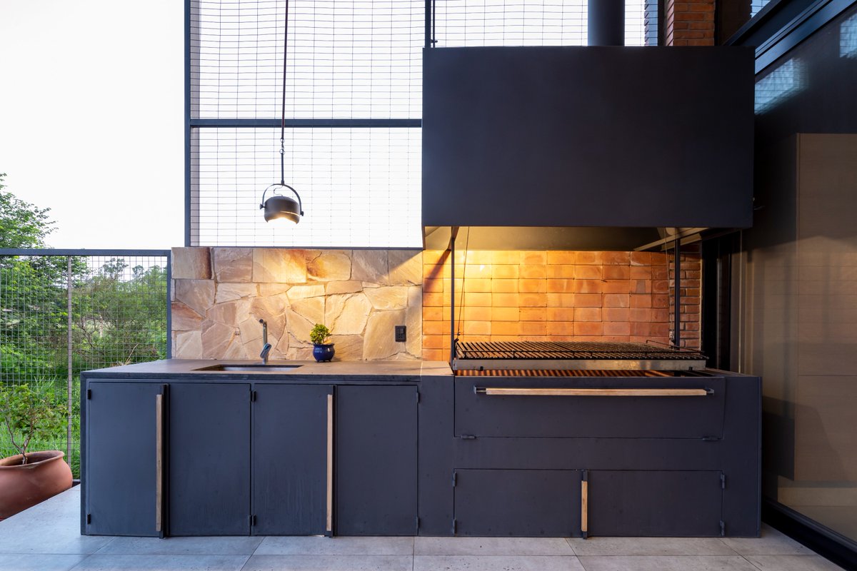 RevistaAIA's tweet photo. Casa Atalaya forma parte de la edición 206 de @RevistaAIA. Proyecto del equipo de la Arq. Violeta Pérez, pensado como refugio de fin de semana en Surubí’i. Ladrillo, calma y conexión con el entorno.
📲 en Digital https://t.co/LlOKEzmwWV
📞 (+595) 981 183 062
📧 info@aia.com.py https://t.co/1mhThZdEsq