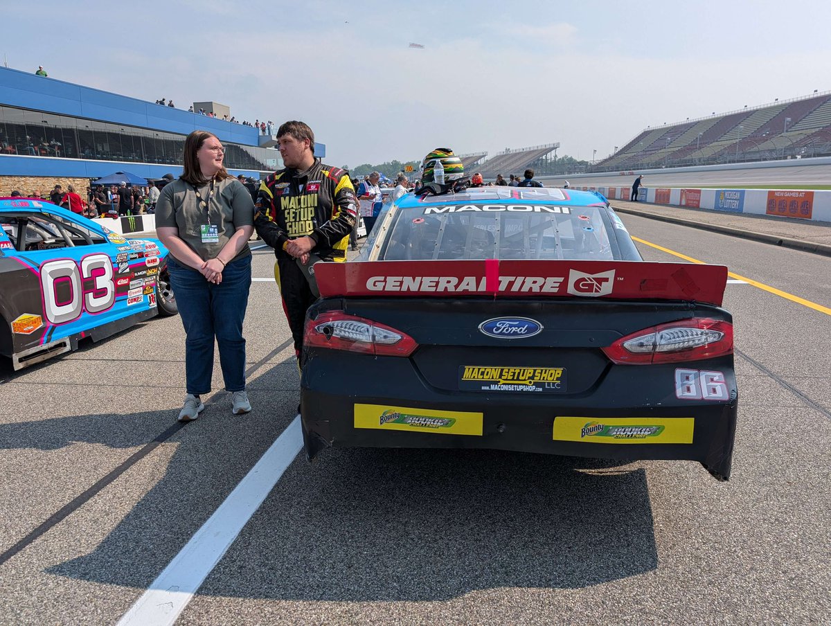 JeffMaconi's tweet photo. I may still not be the best driver, but Bridget’s pretty good at the “NASCAR Girlfriend” thing 

If you ever see her at the track, she’s probably shoving another water or gatorlyte at me the second I get out of the car. I wouldn’t make it through the weekend without her! 🤣 https://t.co/YRQWbokjbw