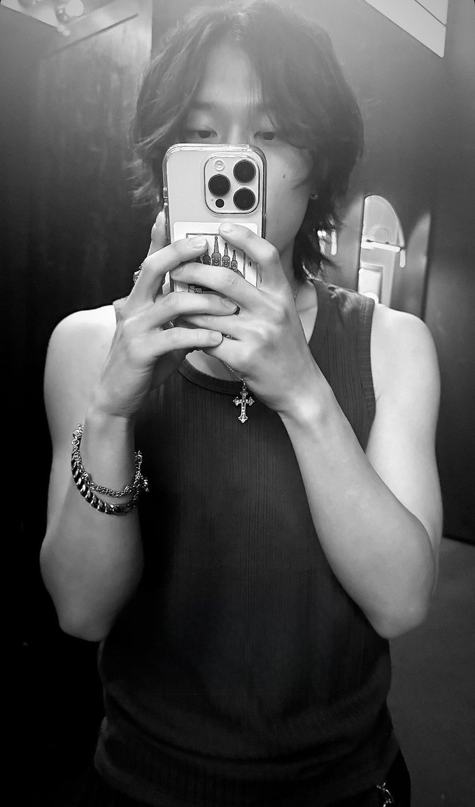 yedam please don't cut your hair PLEASE DON'T