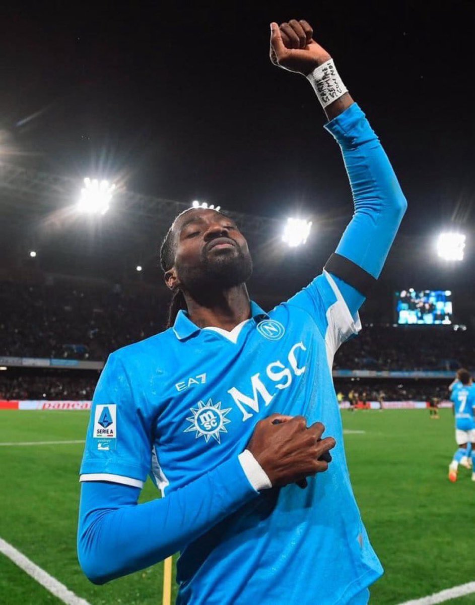 Kartal Hattı Özel🔥

Zambo Anguissa, kulüplerin anlaşması durumunda Türkiye'ye transfer olmaya sıcak bakıyor.