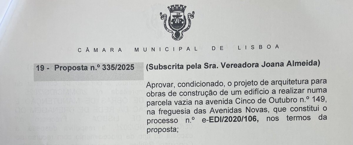 Primeiro Moedas exigiu diminuição do nº camas da residência universitária na 5 Outubro. Depois desaconselhou o governo a avançar c o projeto. Este deu-lhe ouvidos e cancelou o projeto. Agora Moedas leva à <a href="/CamaraLisboa/">Lisboa</a> proposta de aprovação de uma residência privada na 5 Outubro.