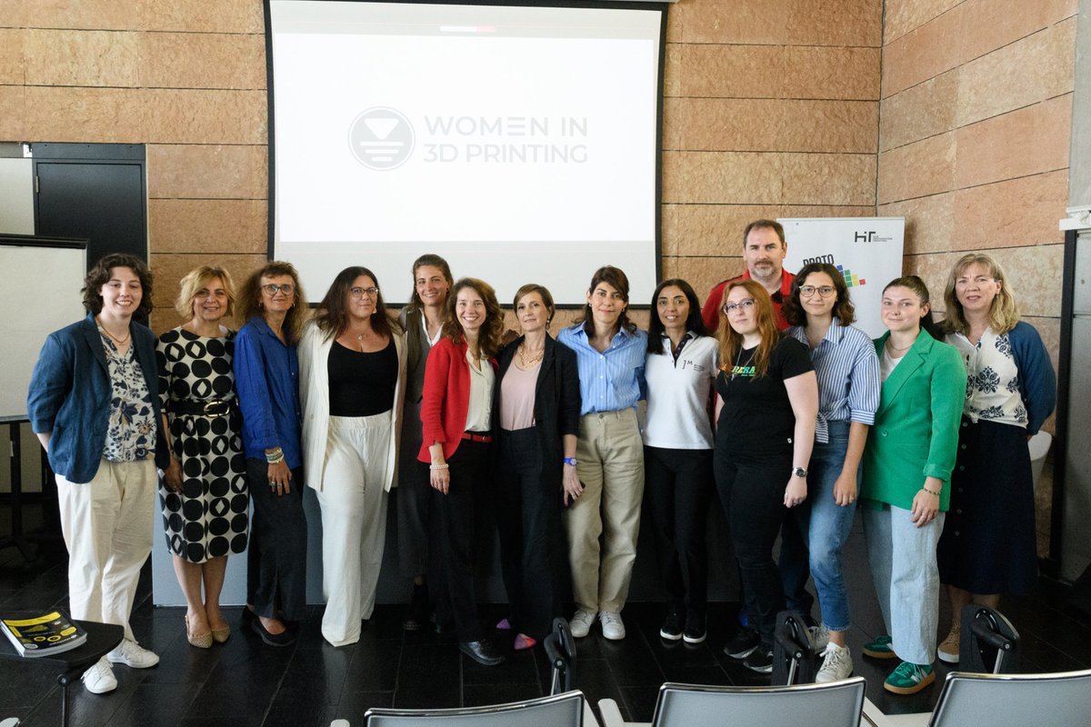 L'#AdditiveManufacturing al centro di un doppio evento oggi in Polo Meccatronica: la premiazione dei vincitori della PROTO Challenge 2025 e la tavola rotonda di Women in 3D Printing sui temi dell’innovazione e della sostenibilità.
Dettagli e vincitori? ➡️ tinyurl.com/AM-TS-Giu