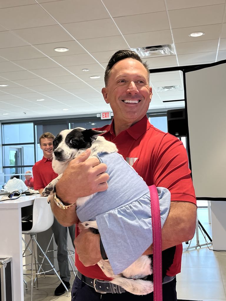 Jeff Wyler (@jeffwyler) on Twitter photo 🎉Big thanks to the team at Jeff Wyler Nissan of Cincinnati for celebrating the Jeff Wyler Automotive Family's 50th with us yesterday!
We also donated $1,000 to:
🐶 League for Animal Welfare
🐱 Ohio Alleycat Resource & Spay/Neuter Clinic
<a href="/DavidWyler/">David Wyler</a> <a href="/KevinFrye1/">Kevin Frye</a> <a href="/jeffbaioni/">Jeff Baioni</a> 🎉Big thanks to the team at Jeff Wyler Nissan of Cincinnati for celebrating the Jeff Wyler Automotive Family's 50th with us yesterday!
We also donated $1,000 to:
🐶 League for Animal Welfare
🐱 Ohio Alleycat Resource & Spay/Neuter Clinic
<a href="/DavidWyler/">David Wyler</a> <a href="/KevinFrye1/">Kevin Frye</a> <a href="/jeffbaioni/">Jeff Baioni</a>