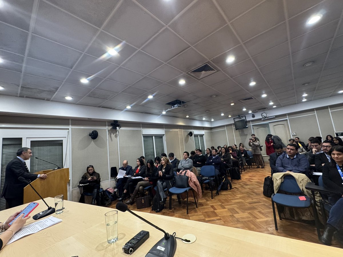 Catalina Medel (@cmedellu) on Twitter photo Iniciando el seminario Regulación, Competencia y Desafíos del Puzzle Eléctrico en <a href="/derechouchile/">Facultad de Derecho</a> ! organizando en conjunto entre <a href="/RegCom_UChile/">RegCom UChile</a> y la Asociación de Mujeres en Energía Iniciando el seminario Regulación, Competencia y Desafíos del Puzzle Eléctrico en <a href="/derechouchile/">Facultad de Derecho</a> ! organizando en conjunto entre <a href="/RegCom_UChile/">RegCom UChile</a> y la Asociación de Mujeres en Energía