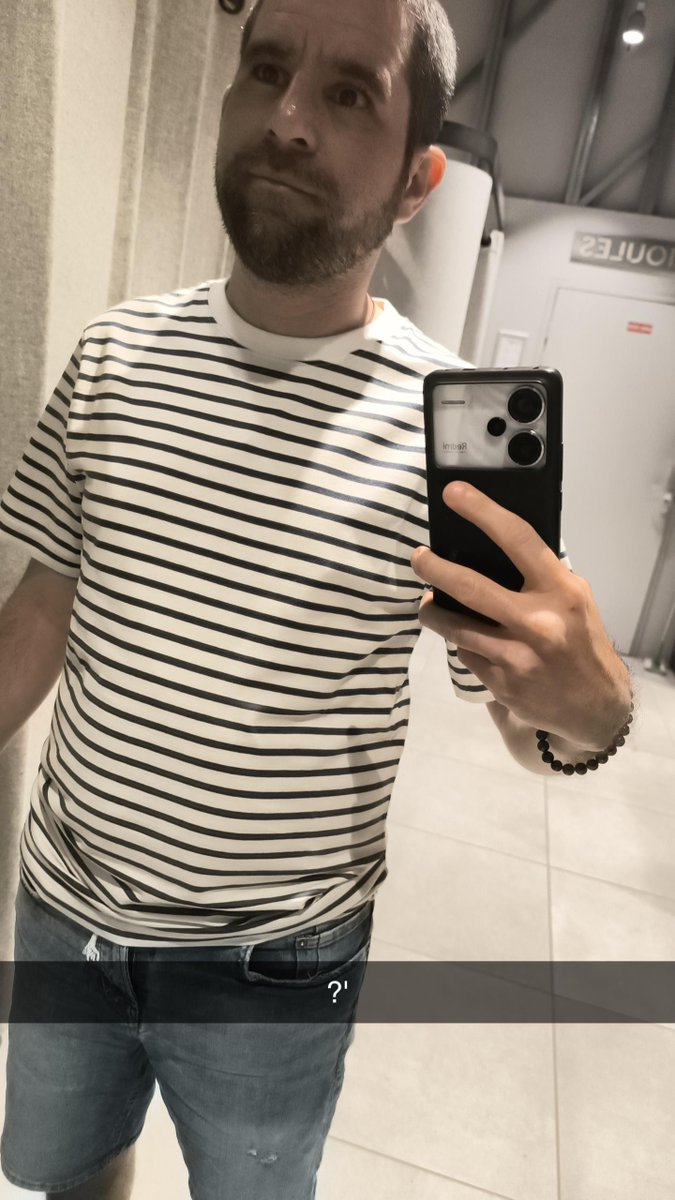 coco8350028's tweet image. Shopping du jour : t-shirt marinière #Jules, Chaussures Sergio Tacchini #besson