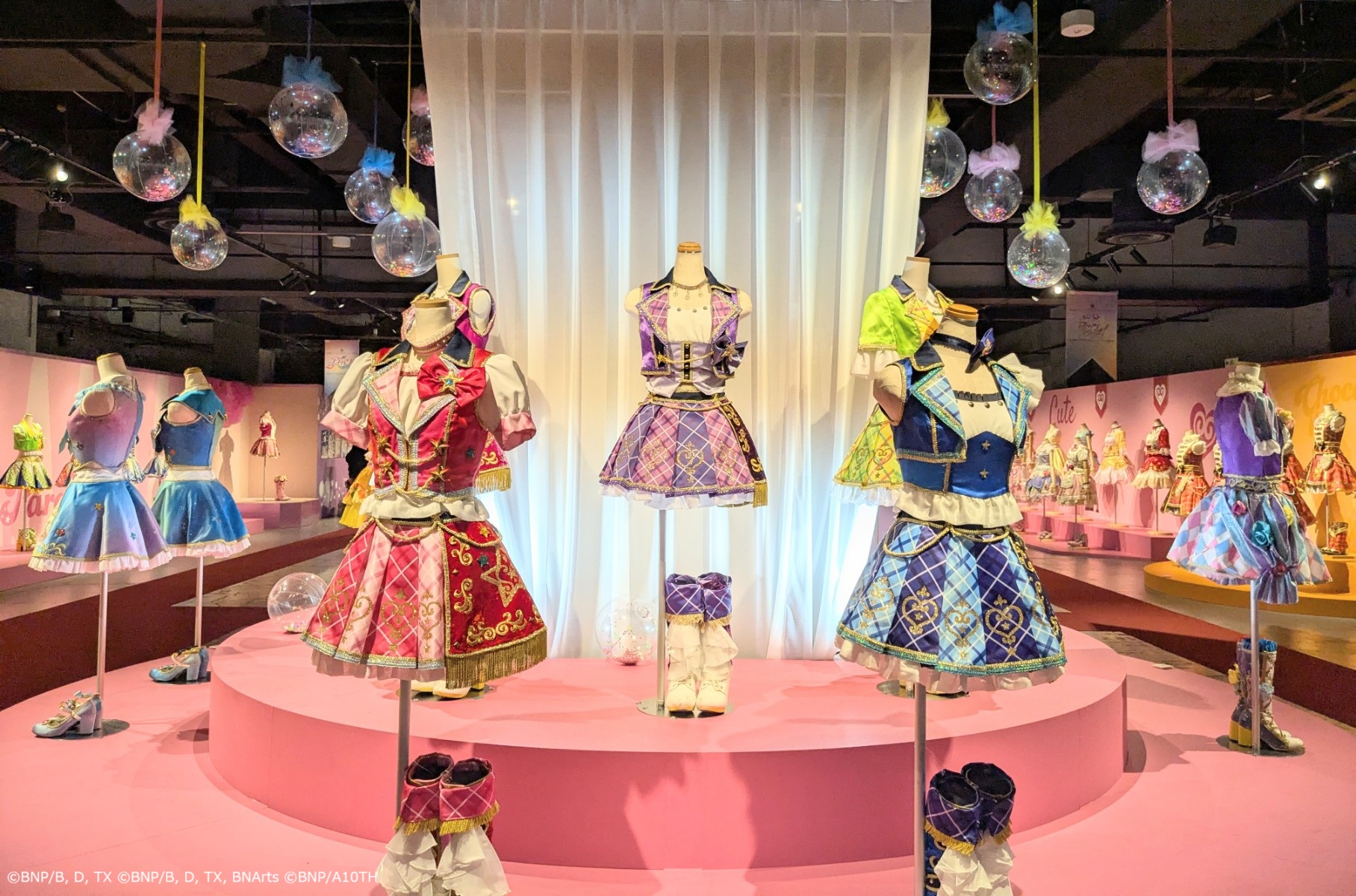 アイカツ　衣装展(手数料50％還元期間中特価！！) オールアイカツ！ 大衣装展！！ ☆Stage Dress Collection☆ on