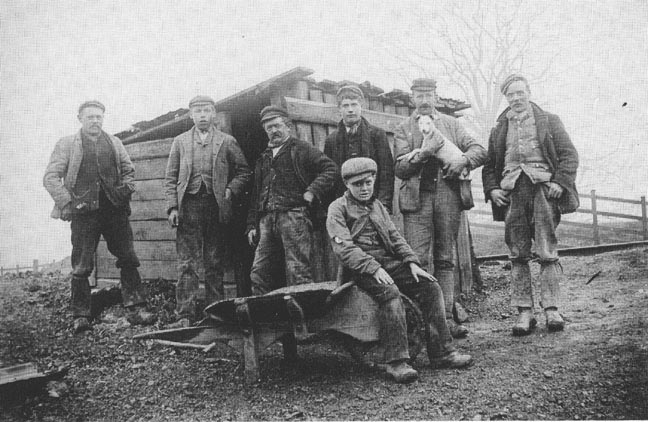 NakedAnthropolo's tweet image. Thanks to @Londonist for listing a walk that centres the workers: navvies who solved problems on the ground as they dug canals and railways. 14 June. eventbrite.co.uk/e/primrose-hil…