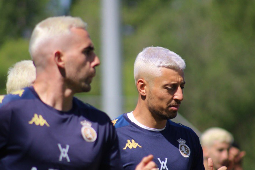 supercarlosleon's tweet photo. La @CyDLeonesa comienza a cerrar partidos de pretemporada.
El Real Avilés es uno de los equipos elegidos para disputar encuentros en el verano #supercarlosgarcia #embutidosrodriguez #daniyjose #restauranteluniega #orto3 #domotec #graveralasomañas #restaurantelaomaña https://t.co/9p1ZfxB2HI
