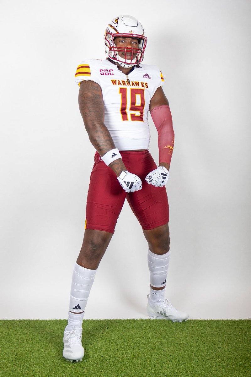 Derek Omoregie tweet media