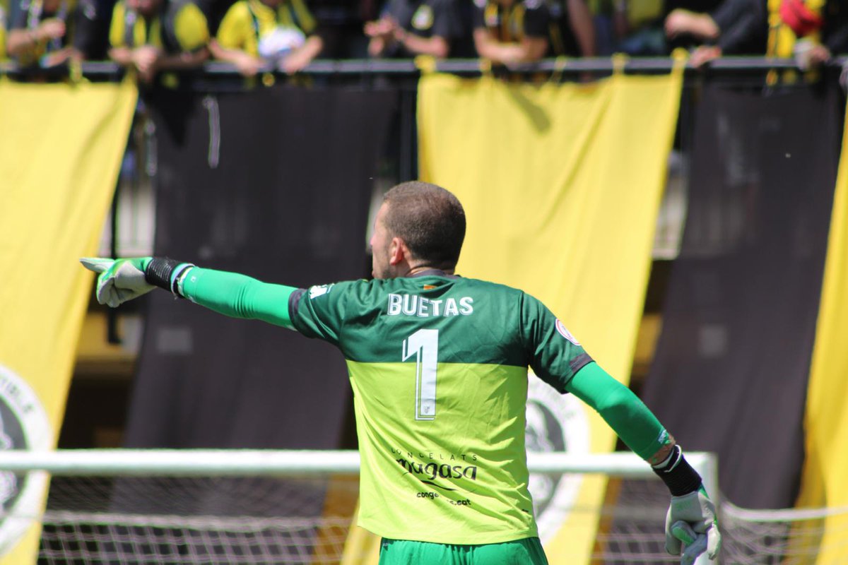 #3RFEF El <a href="/cdlaalmuniaof/">C.D.La Almunia</a> se sigue reforzándose de cara a la temporada 25/26 y recupera para nuestro futbol a uno de los cancerberos mas 🔝 de la liga!!

Vuelve, desde la <a href="/FCLESCALA/">FC L'ESCALA</a> de la 3RFEF catalana, el gran  <a href="/AdriBuetas/">Adrián Buetas</a>!!

Bienvenido a casa Adri!!

#LaVozDelFutbolAragones