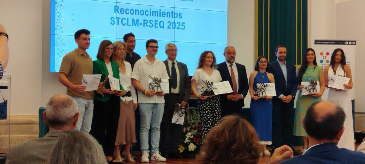 mariosalises's tweet photo. Yesterday I was blessed to receive the first prize from @RSEQ_ST_CLM in the "Divulga tu TFG" category — a recognition for sharing the results of my undergraduate thesis to the broad public. So honored! 😄 https://t.co/wn0S0mMNgV