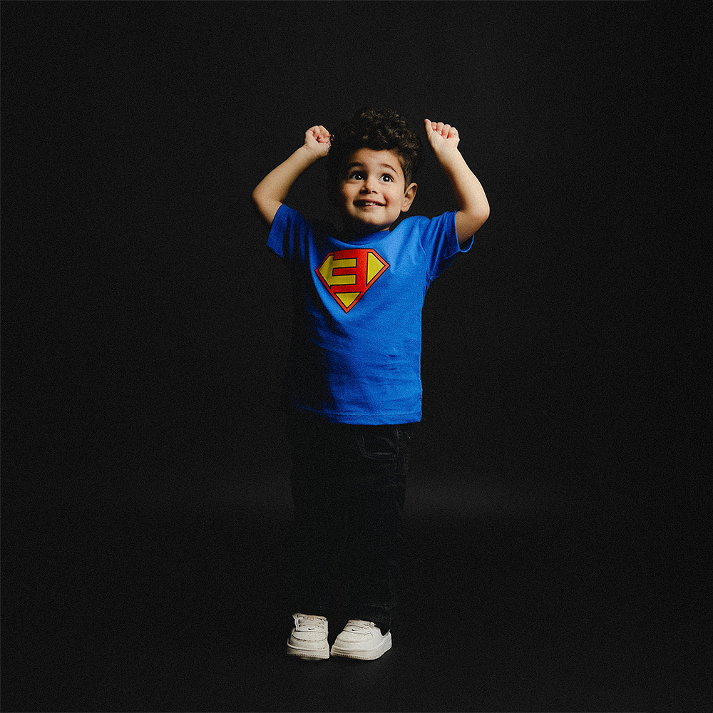 Eminem's tweet image. "Nobody wants to play, they say I'm a spoiled lil' baby, but—" The newly born #SHADYBABY capsule dropped just in time for Father's Day 👶🏼 shop.eminem.com