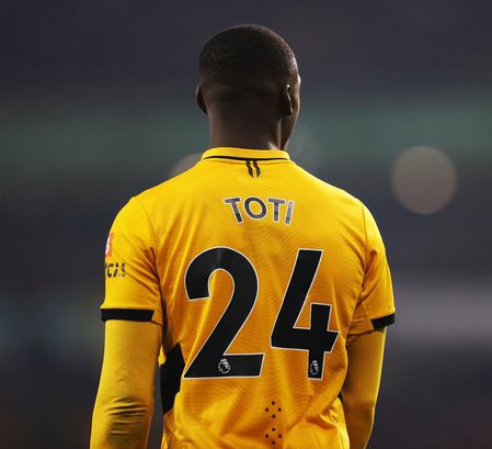 "I choose the number 12 because I'm half the player Toti Gomes is"

- Trent Alexander-Arnold on his shirt number at Real Madrid
#wwfc